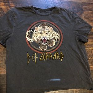 Def Leppard crop t shirt